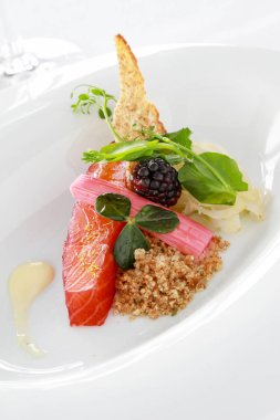 füme somon meze starter