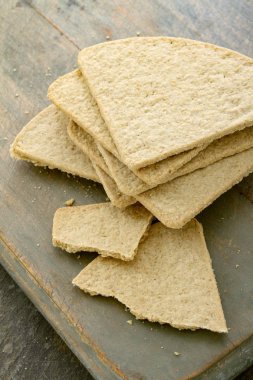 lezzetli fırında peynirli bisküvi