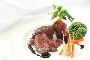 kaplama lezzetli kuzu yemek