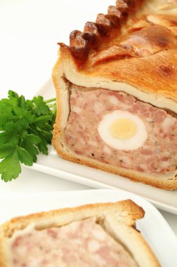 yumurta ile domuz pie