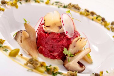 Biftek tartare kaplama meze