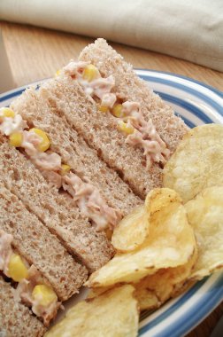 taze yapılmış sandviç plaka