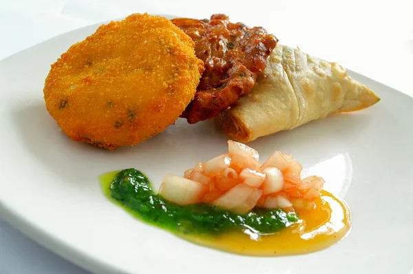 Verse Smakelijke Traditionele Indiase Starter — Stockfoto