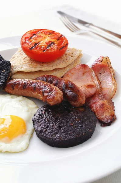 Приготований Повний Англійський Сніданок — стокове фото