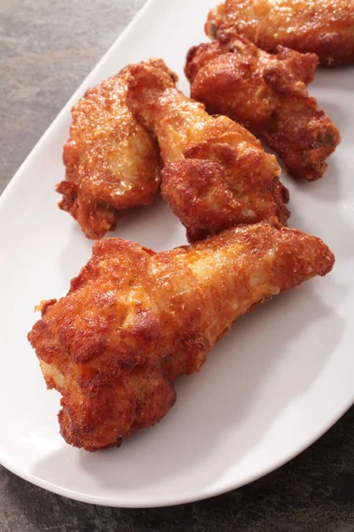 Friss Ízletes Sült Csirke Darabokat — Stock Fotó