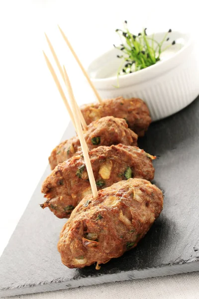 Mini Kofte Shish Kebabs Canape Starter — Stock Photo, Image