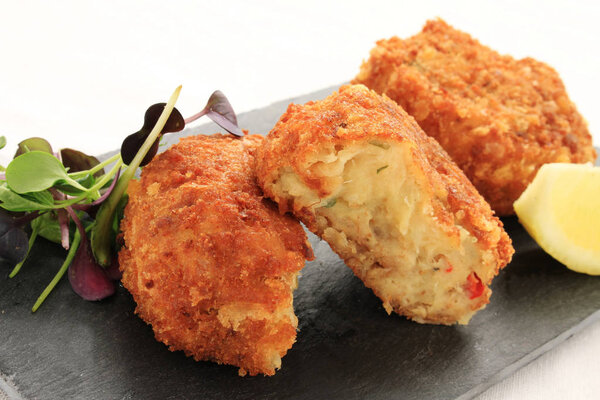 Покрытый аппетит из крокета
