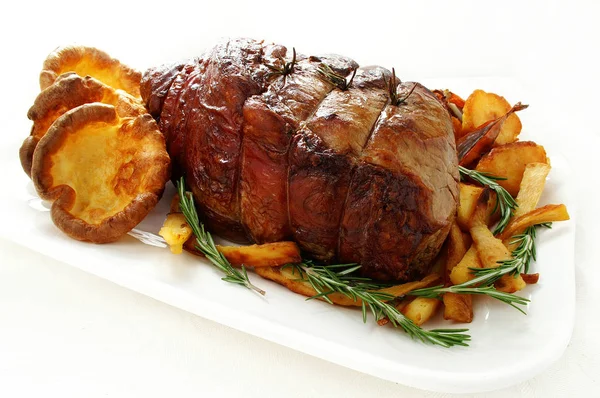 Cooked Roast Beef Joint — Stock Photo, Image