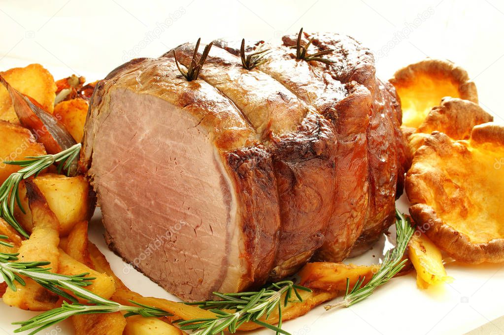 cooked roast beef joint