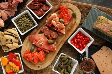 sağlıklı parmak gıda mezeler tapas seçimi