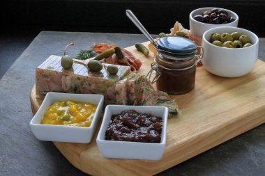 domuz eti pate terrine meze