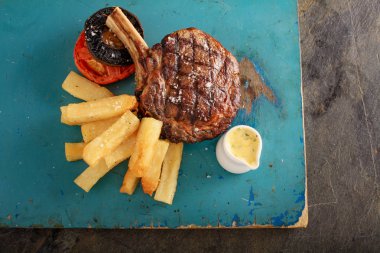 kaplama kaburga biftek yemek