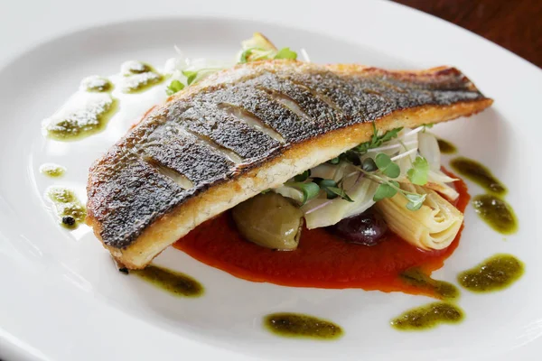 Plated Tasty Fish Meal — Stock Photo, Image