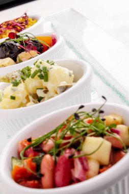 soğuk açık büfe salata garnitür seçimi