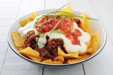 çekti domuz ile tortilla cips