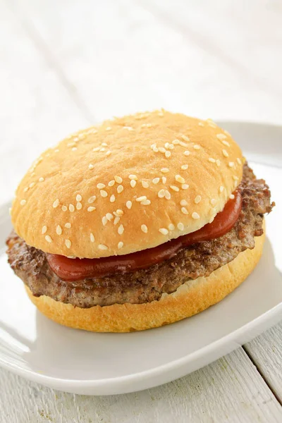 Farinha Hambúrguer Carne Bovino — Fotografia de Stock