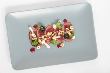 Dana carpaccio meze tabağı