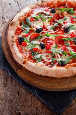 karışık taze pişmiş pizza