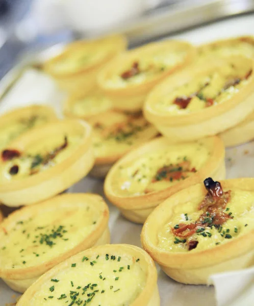 Quiches Salados Sabrosos Individuales —  Fotos de Stock