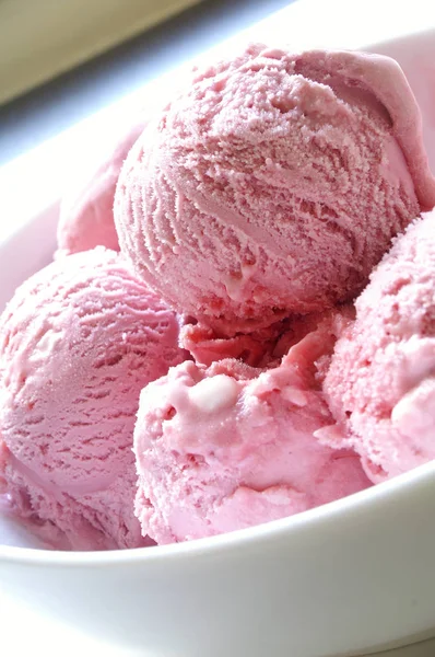 Tradiční Mléčné Zmrzliny — Stock fotografie