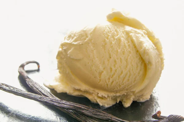 Традиционное Молочное Мороженое — стоковое фото