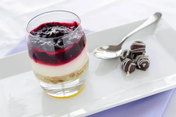 fruit compote cheese cake dessert