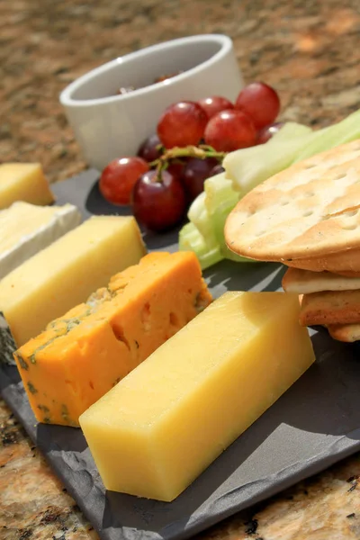 混合美味的奶酪选择 — 图库照片