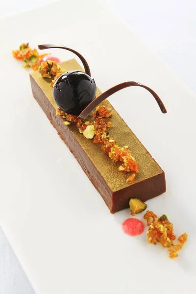 Aranyozott Desszert Csokoládé Torta — Stock Fotó