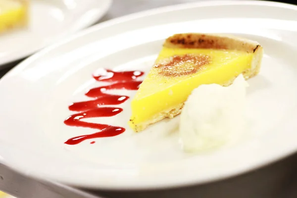 Plated Tarte Citron Plated Dessert — Stock Photo, Image