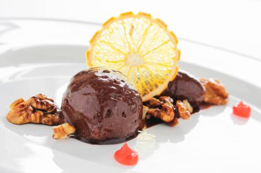 lezzetli çikolata mousse tatlı