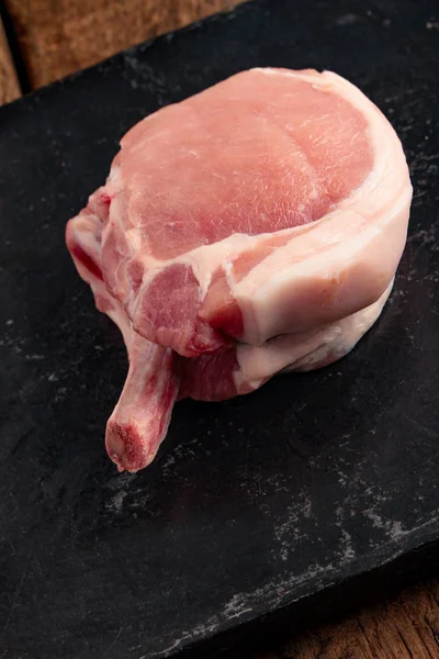 カット生豚肉の準備 — ストック写真