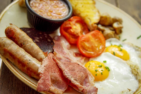 Tradicional Cozido Pequeno Almoço Inglês Completo — Fotografia de Stock