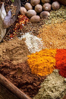 Taze kurutulmuş karışık baharat