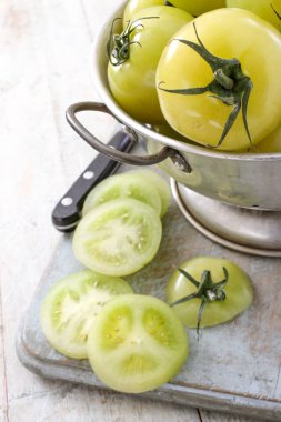 masada olgun yeşil domates