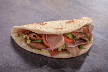 Hint tikka şiş kebap naan şal