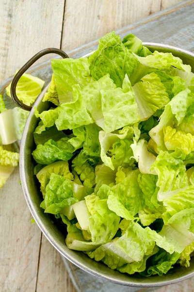 Frische Schmackhafte Salatblätter — Stockfoto