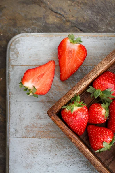 Frutta Fresca Matura Alle Fragole — Foto Stock