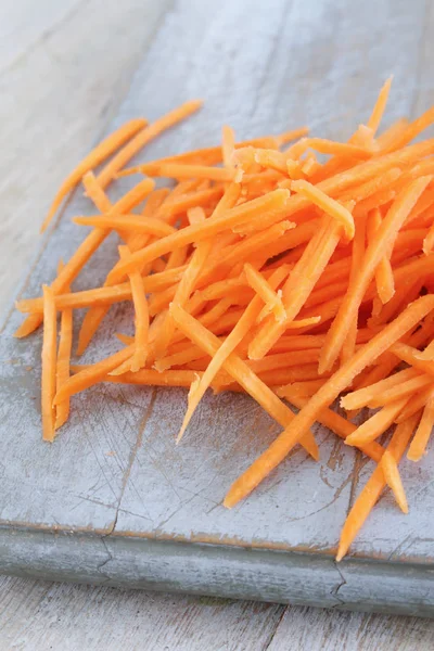 Preparing Fresh Healthy Carrots — Stock Photo, Image