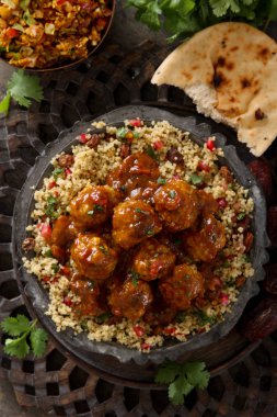 kaplama köfte yemek tabağı