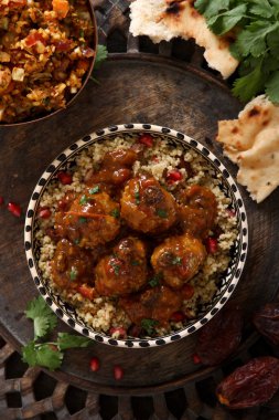 kaplama köfte yemek tabağı