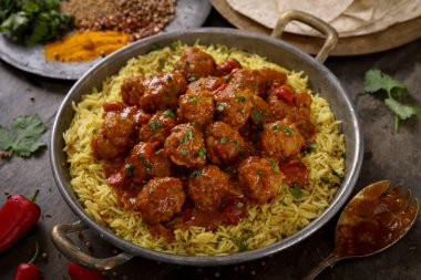 kaplama köfte yemek tabağı
