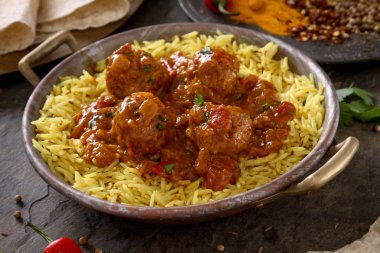 kaplama köfte yemek tabağı