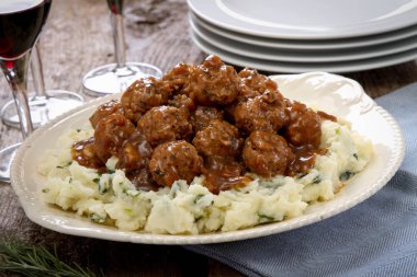 kaplama köfte yemek tabağı