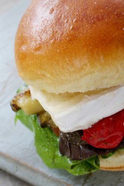 Pared sığır eti hamburger yemek