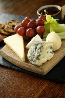 karışık lezzetli peynir seçimi