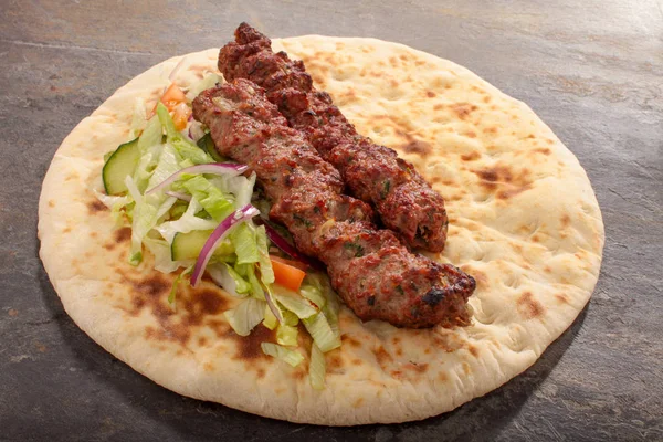 Heerlijke Indiase Naan Wrap — Stockfoto