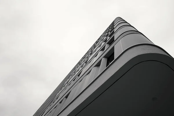 Edifício Abstrato Moderno Fachada Vista Vertical — Fotografia de Stock
