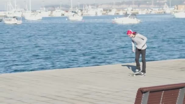 Εσωτερικη Αργή Κίνηση Νέοι Skateboarder Pro Skateboard Και Άλμα Ollie — Αρχείο Βίντεο