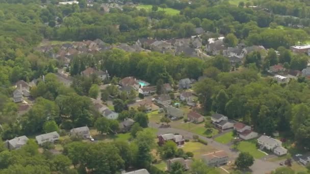 Aerial Flying Roofs Luxury Suburban Houses Beautiful Quiet Residential Town — Stock Video