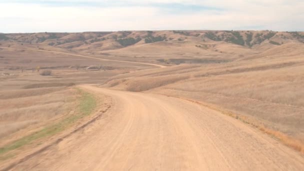 Fpv Rijden Langs Lege Vuil Weg Door Droge Afrikaanse Zoals — Stockvideo